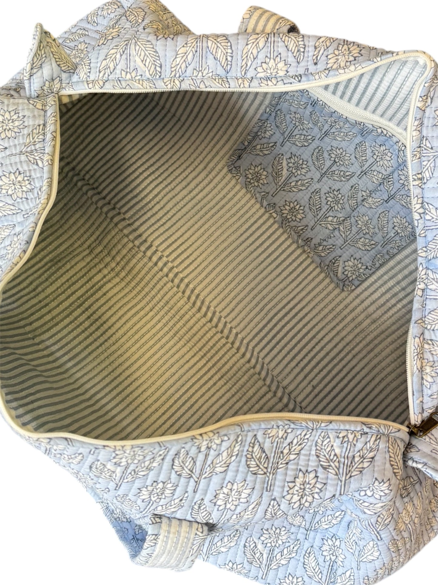 'Blue Daisy' Block Print Overnight/Weekend Bag