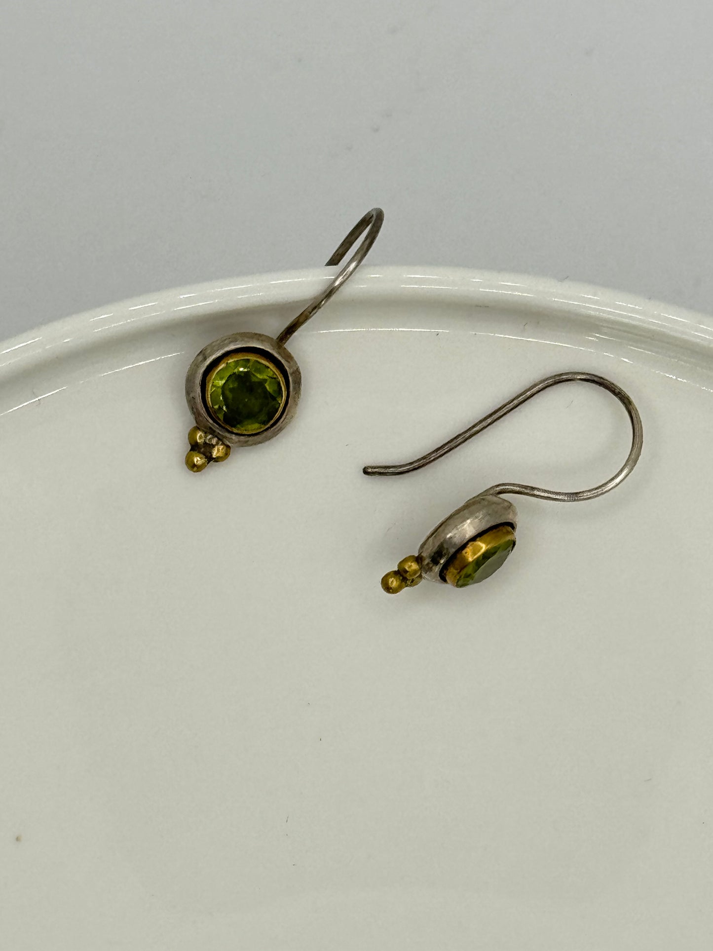 Peridot Target Silver Earrings