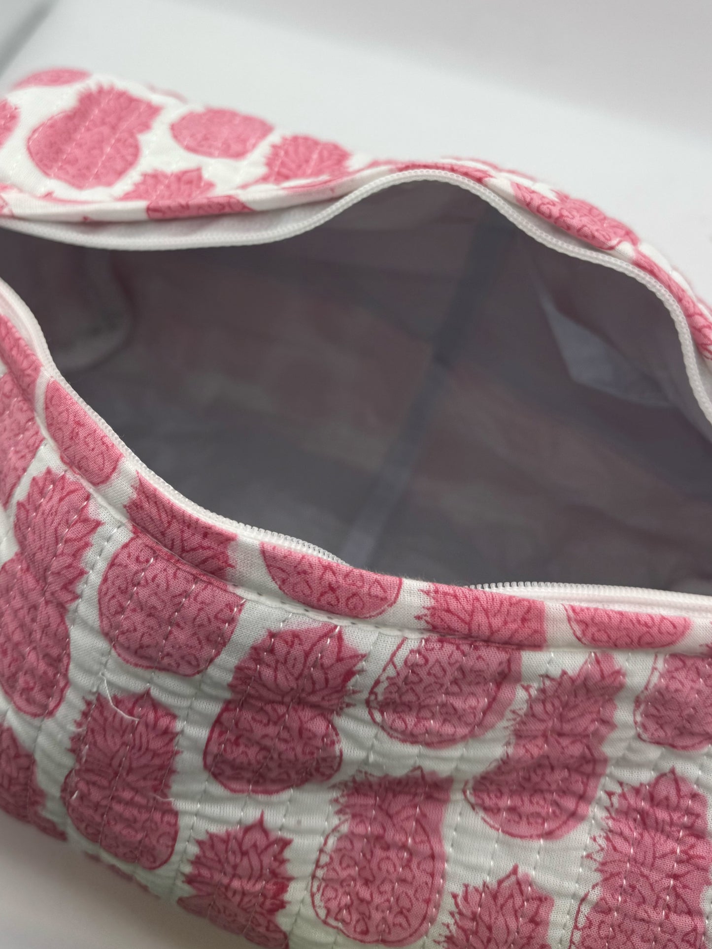 Pink Pineapple Sponge Bag