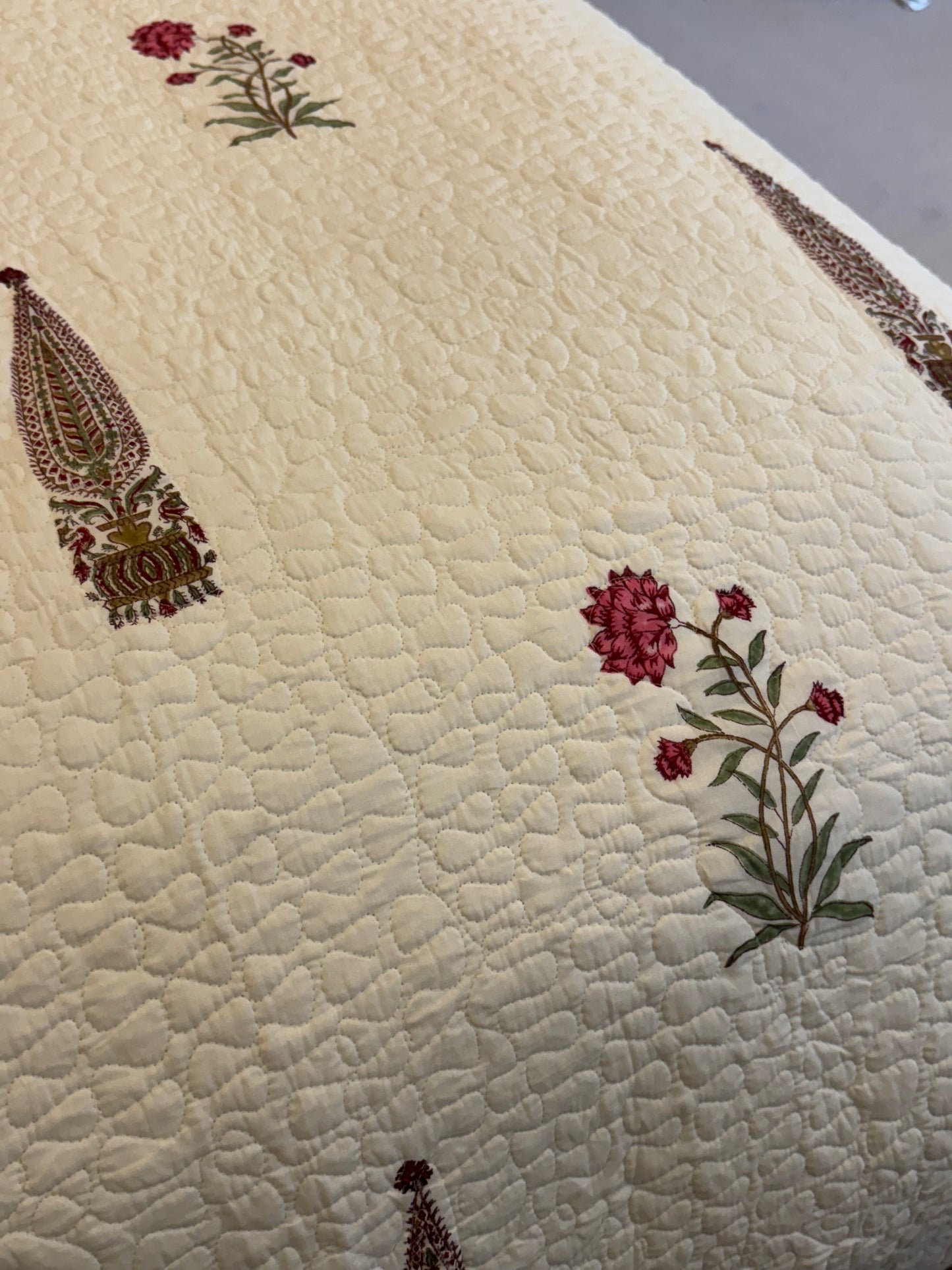 Pink & Red Cypress Bedspread/Quilt