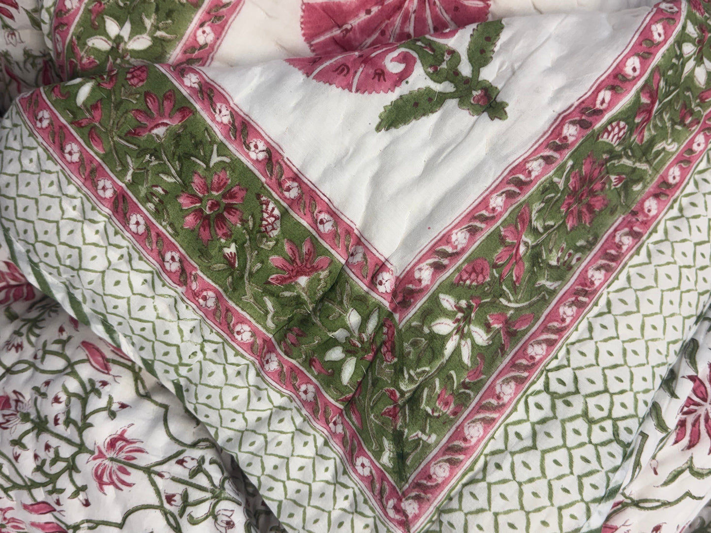 Pink Fan Flower Bedspread