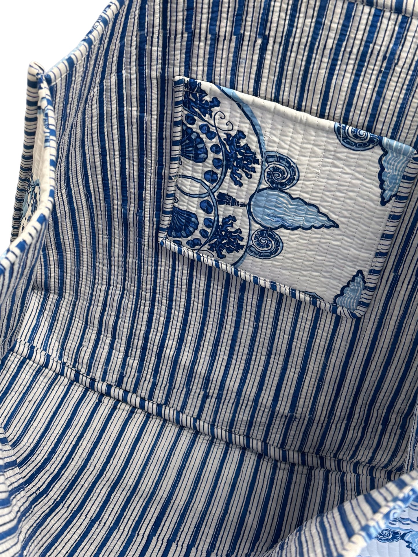 'Blue Shell' Tote Bag