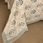 Antiqued Pink & Blue Shrub Bedspread/Quilt