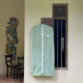 GREEN CLOTHES COVER IN WALL