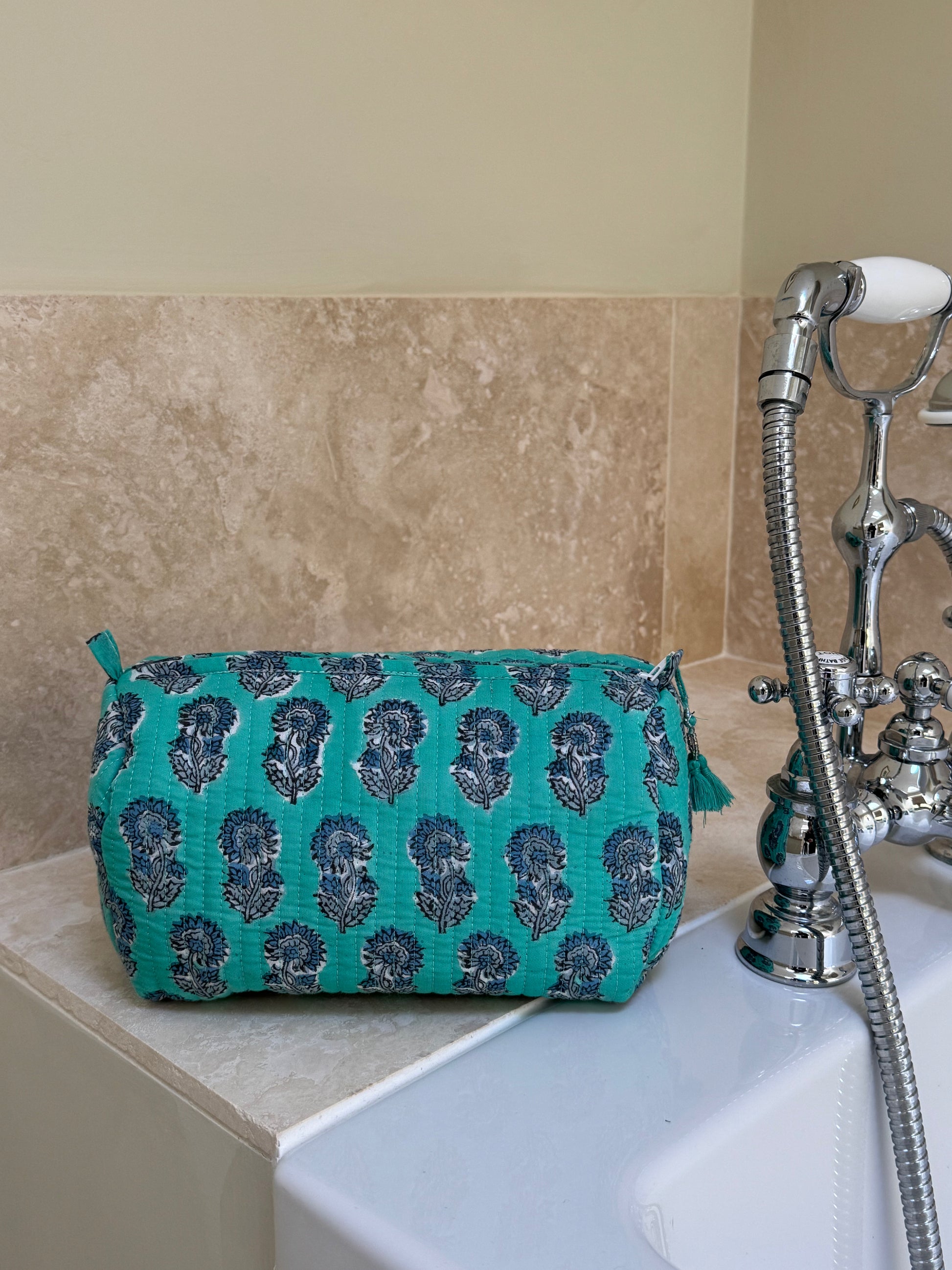 Green Block Printed Sponge Bag/Washbag