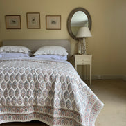 Provençal Oval Bedspread/Quilt