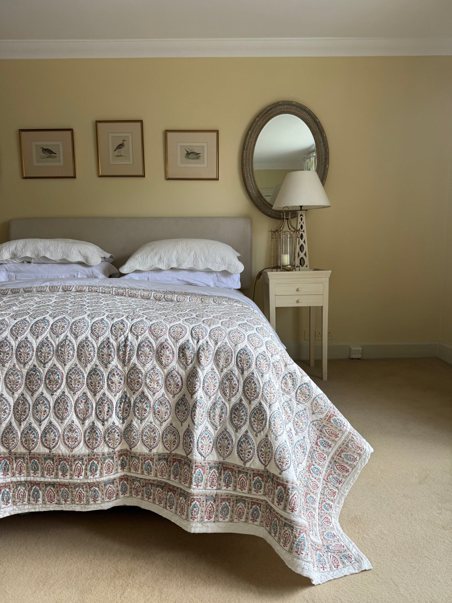 Provençal Oval Bedspread/Quilt