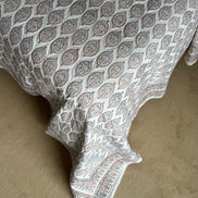 Provençal Oval Bedspread/Quilt