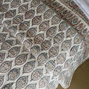 Provençal Oval Bedspread/Quilt