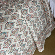 Provençal Oval Bedspread/Quilt