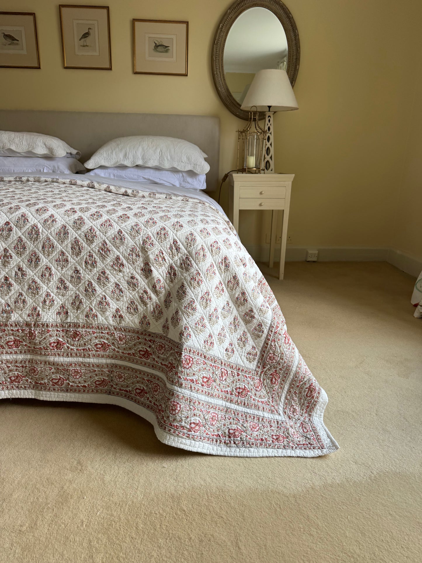 Provençal Oval Bedspread/Quilt