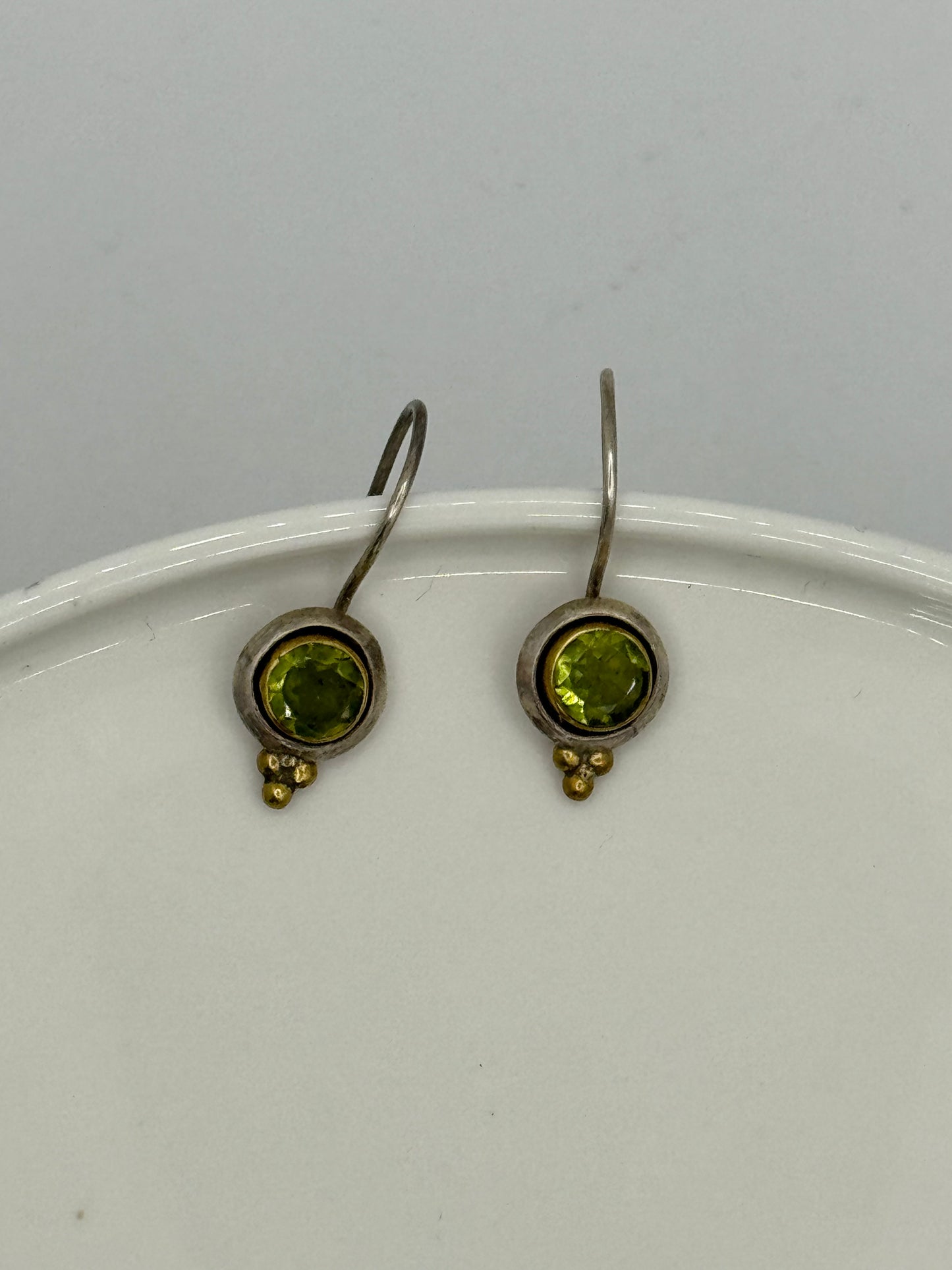 Peridot Target Silver Earrings