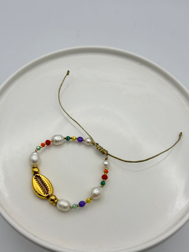 Gold Tone Shell & Pearl Beaded Adjustable Bracelet