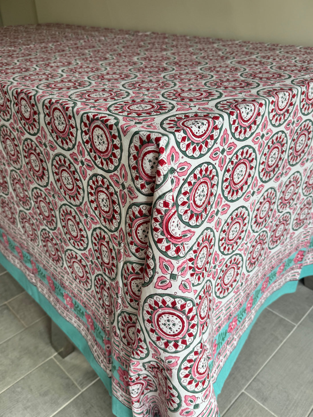 Iona Pink Tablecloth/Sheet