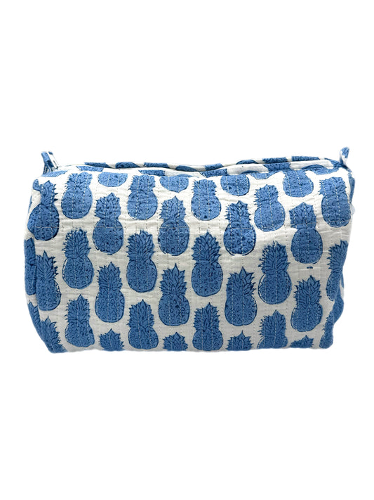 Blue Pineapple Sponge Bag