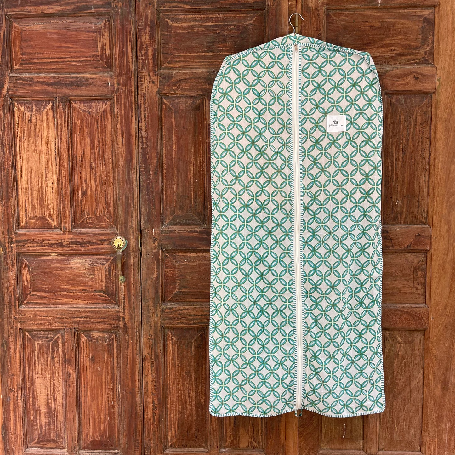 'Elana' Clothes Cover