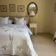Yellow Posey Bedspread/Quilt