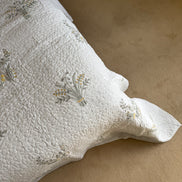 Yellow Posey Bedspread/Quilt