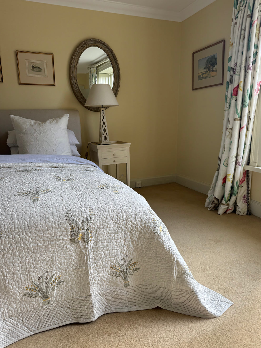 Yellow Posey Bedspread/Quilt