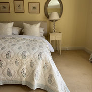 Pink & Green Foliage Bedspread/Quilt