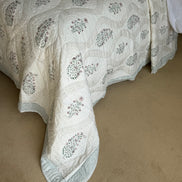 Pink & Green Foliage Bedspread/Quilt