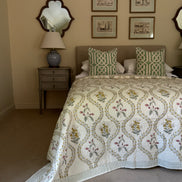 Pink & Yellow Foliage Shield Bedspread/Quilt