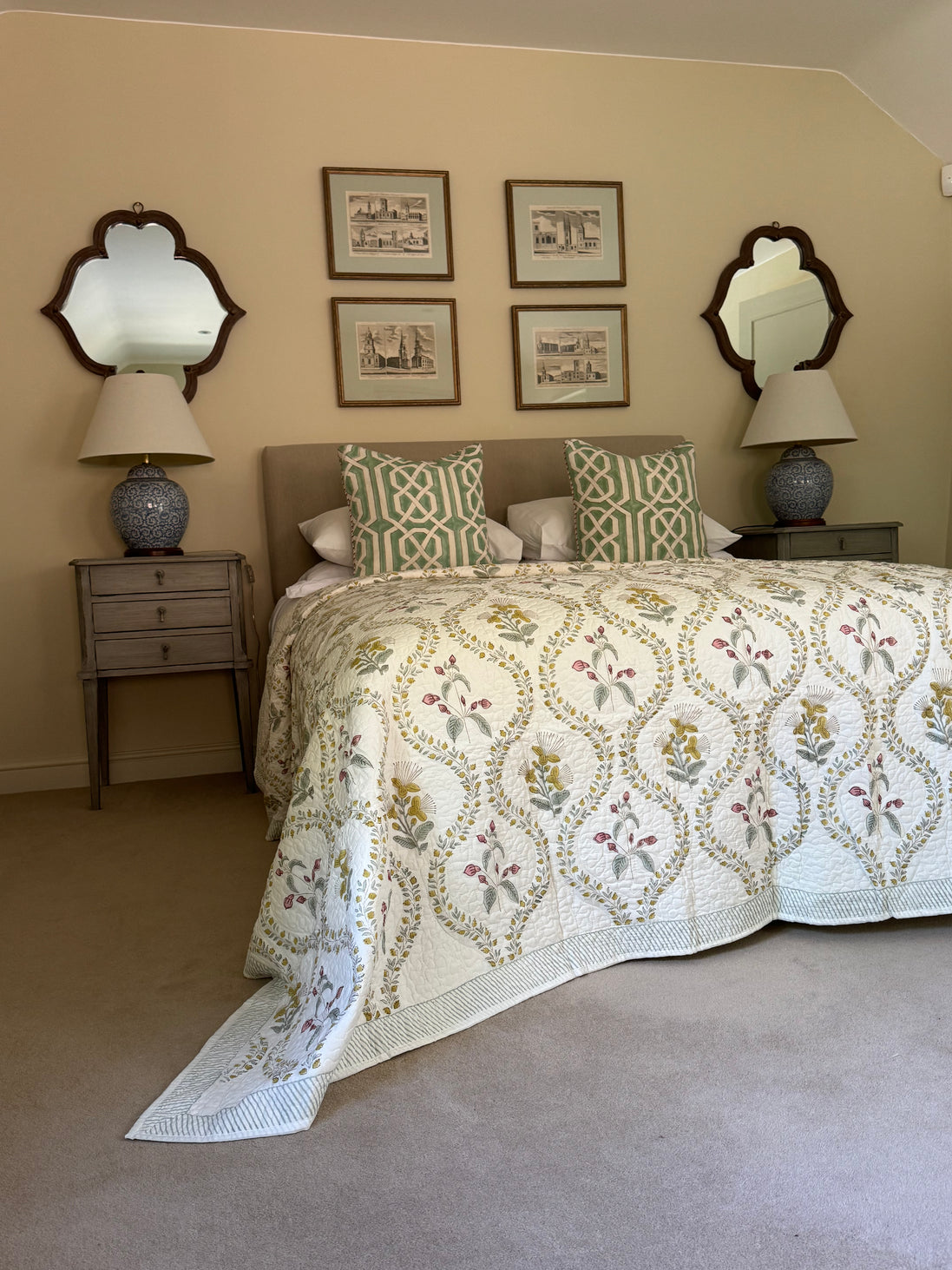 Pink & Yellow Foliage Shield Bedspread/Quilt