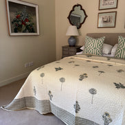 Yellow Tree Bedspread/Quilt