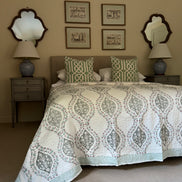 Green & Pink Lattice Bedspread/Quilt