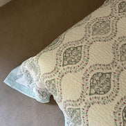 Green & Pink Lattice Bedspread/Quilt