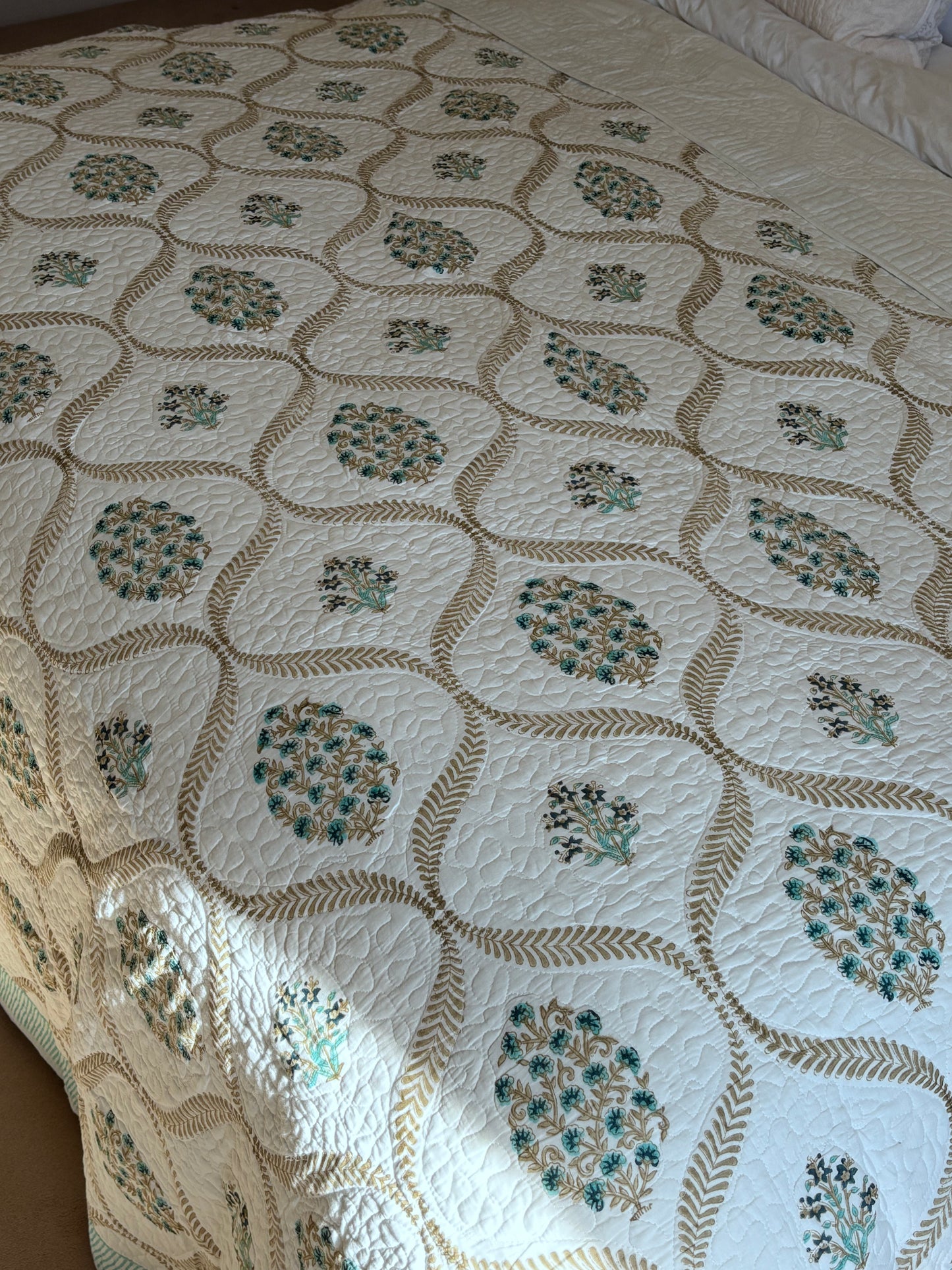 Blue Foliage Bedspread