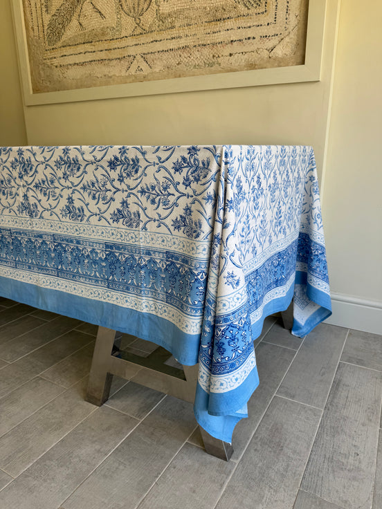 Blue Thorned Foliage Tablecloth