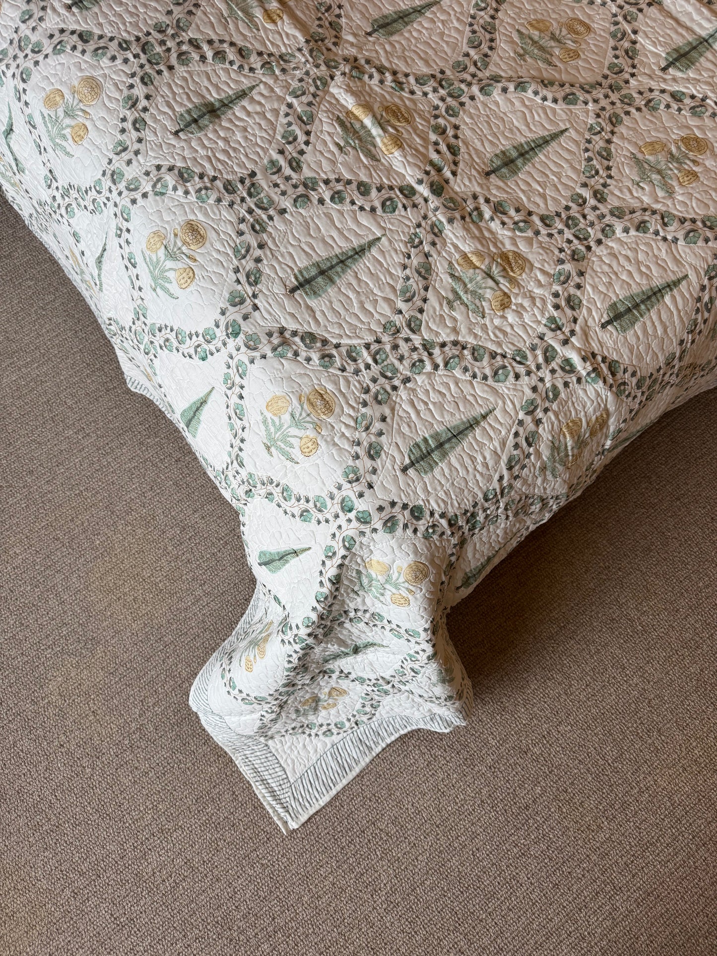 Yellow & Green Cypress Bedspread/Quilt