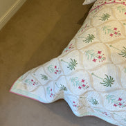 Palmtree & Pink Flower Shrub Bedspread/Quilt