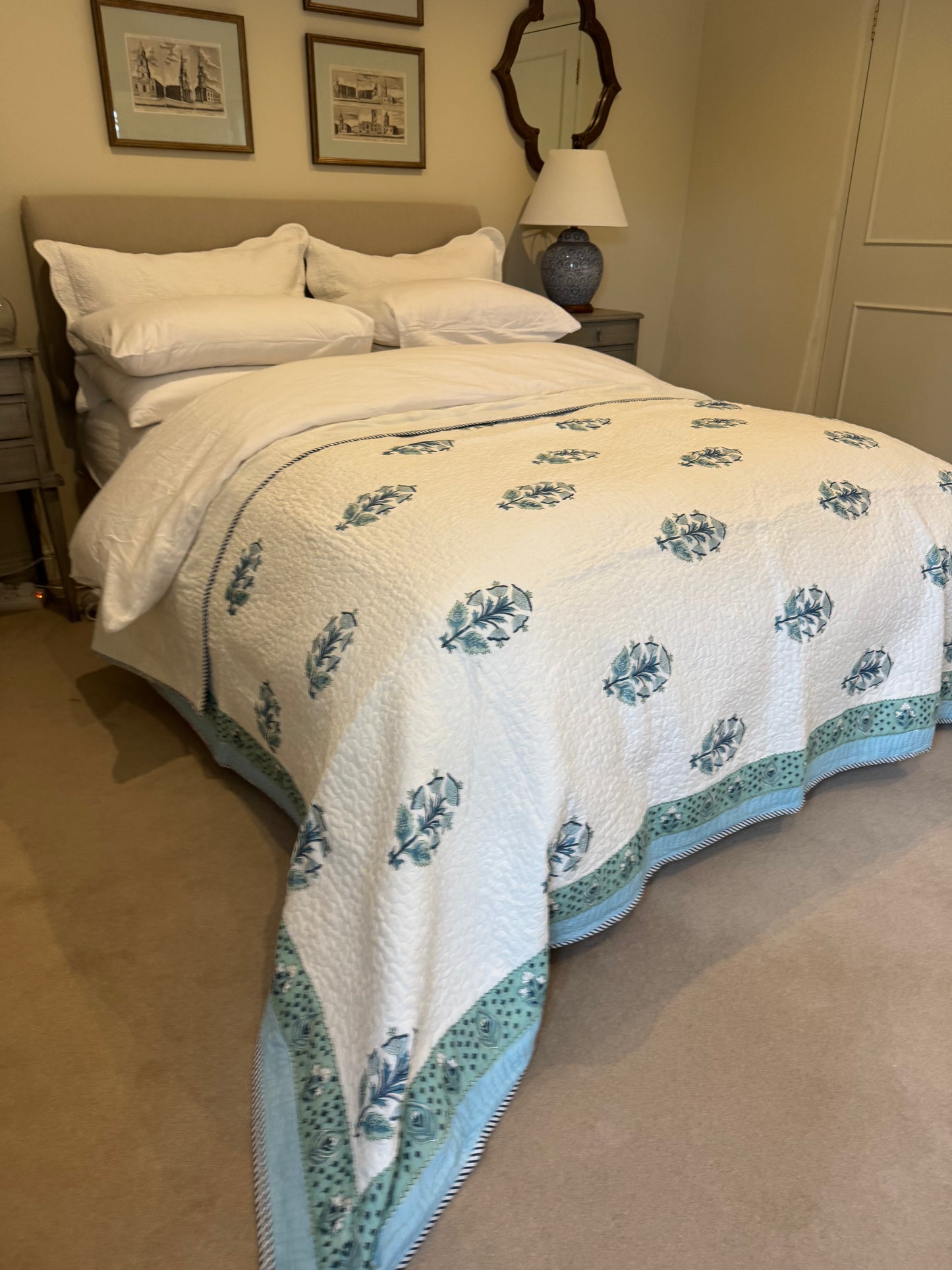 Blue Foliage Bedspread/Quilt