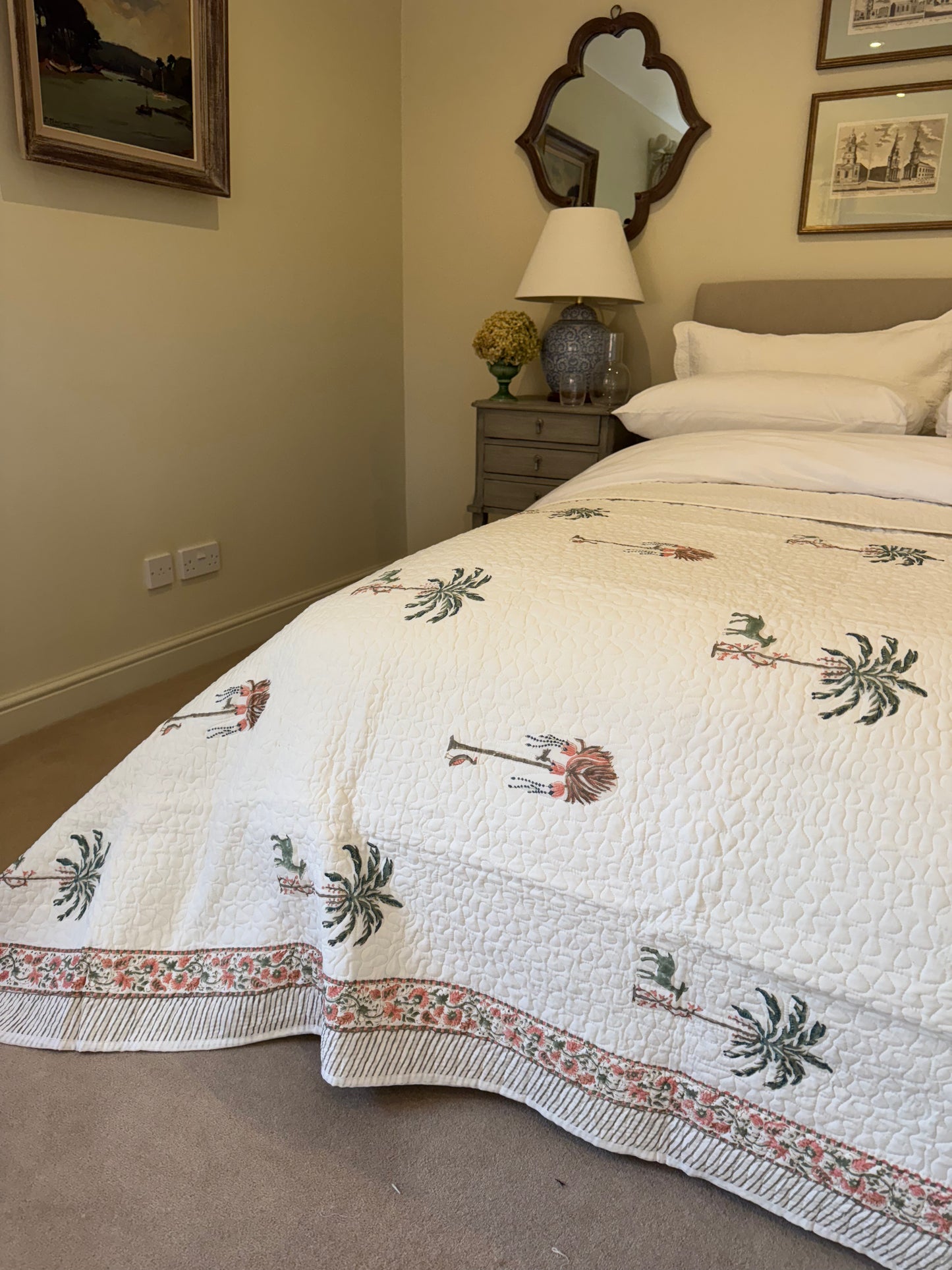 Birds & Trees Bedspread/Quilt