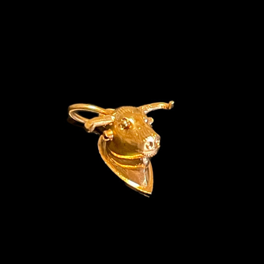 18ct Bulls Head Charm