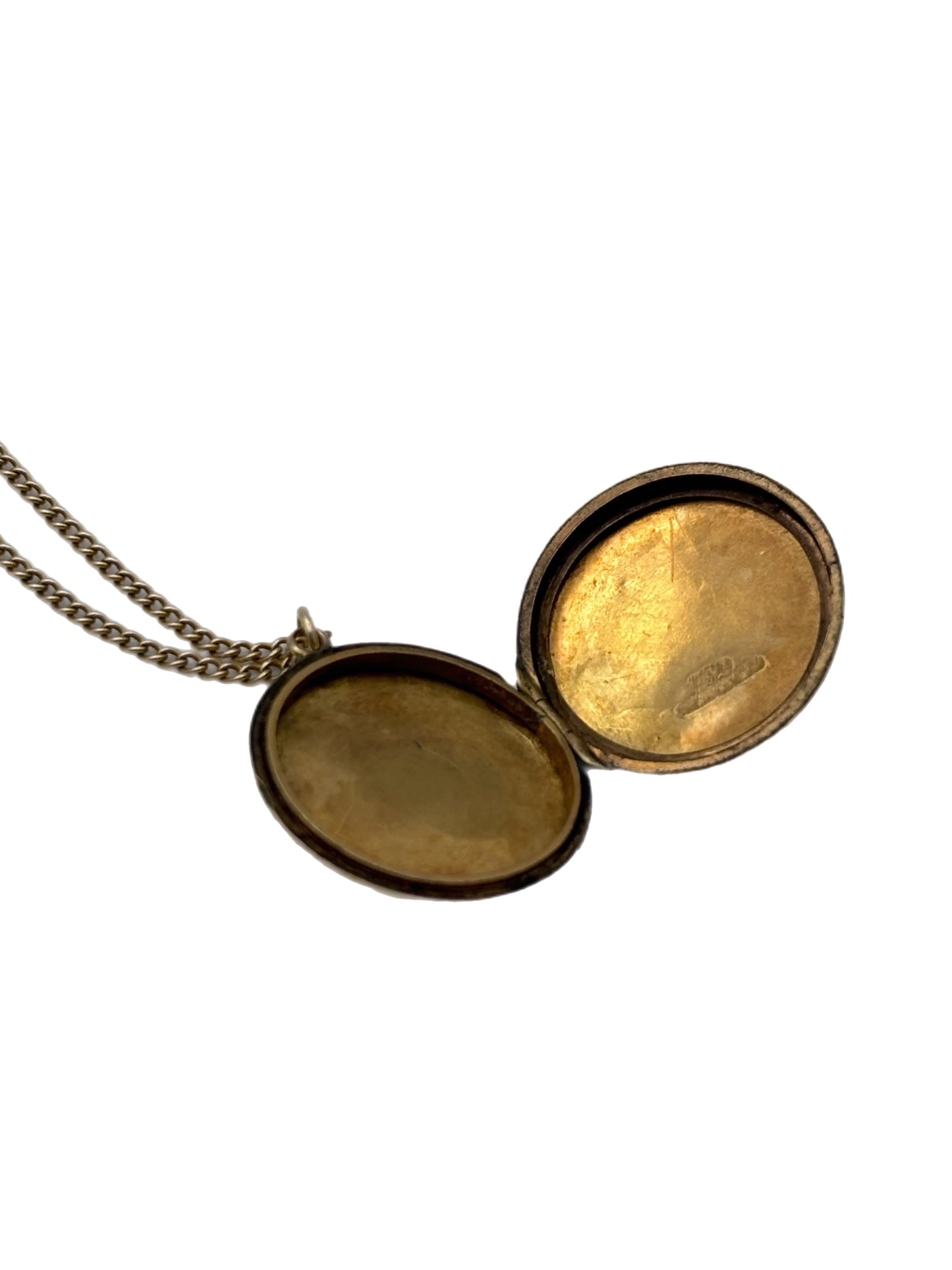 Circular 9ct Locket Necklace