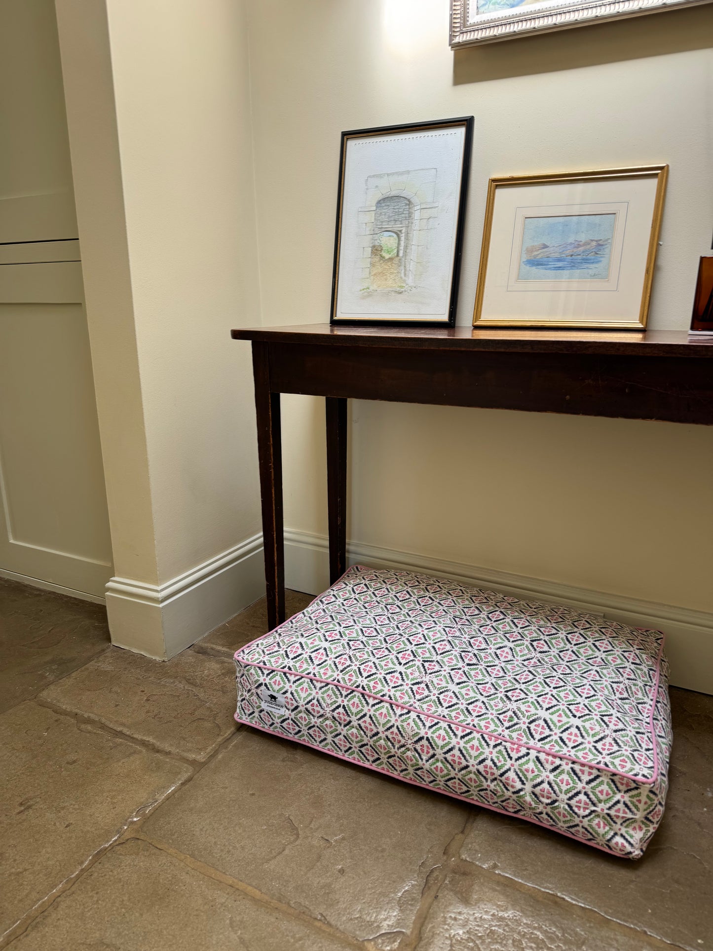 'Harry' Block Printed Dog Bed