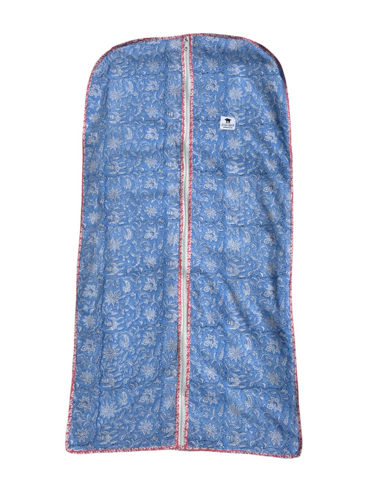 'Clara' Clothes Cover