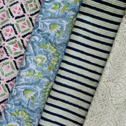 'Ellie' Block Printed Dog Bed