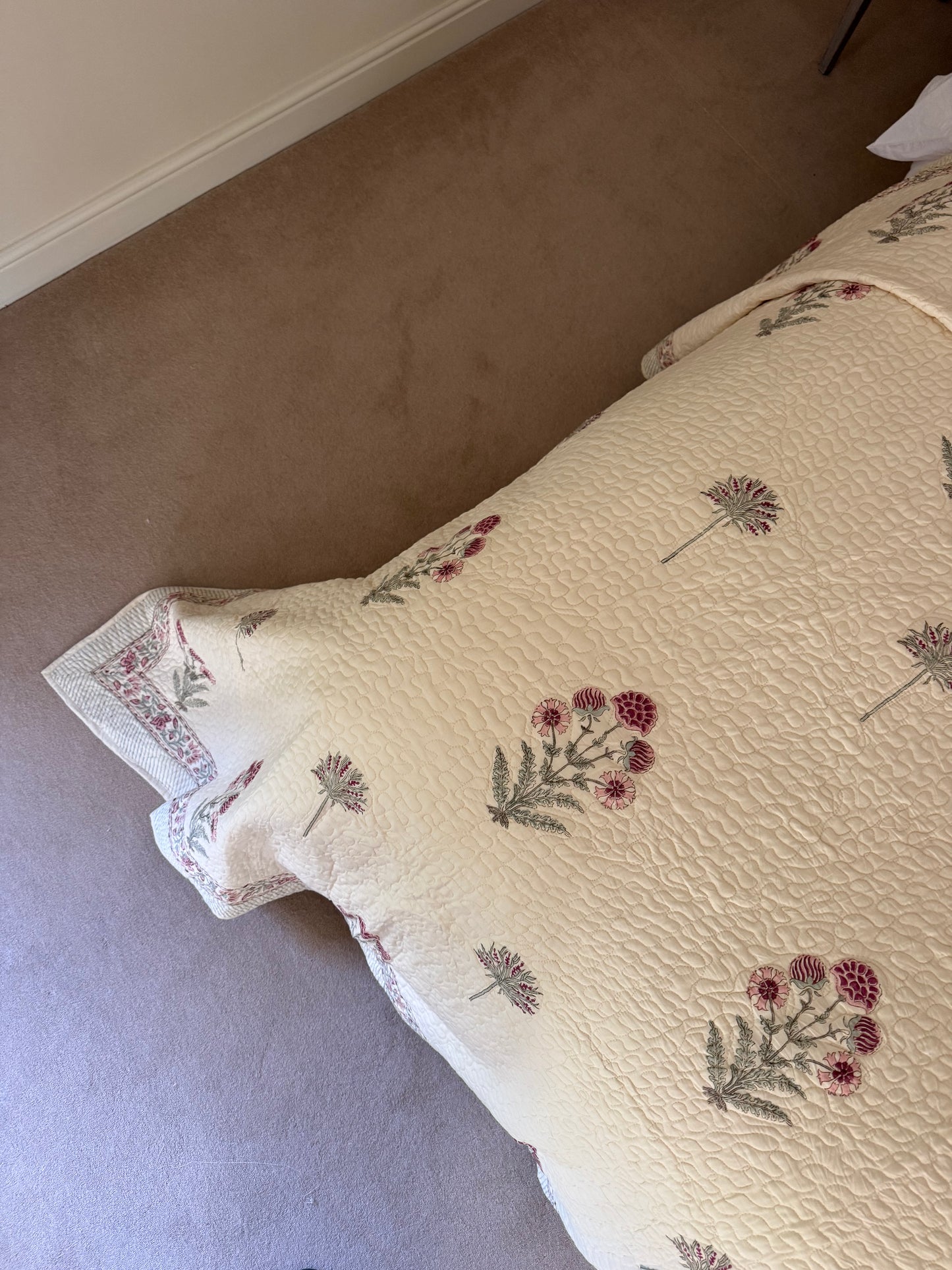 Hand block-printed king size bedspread in antiqued pink foliage print, 100% cotton