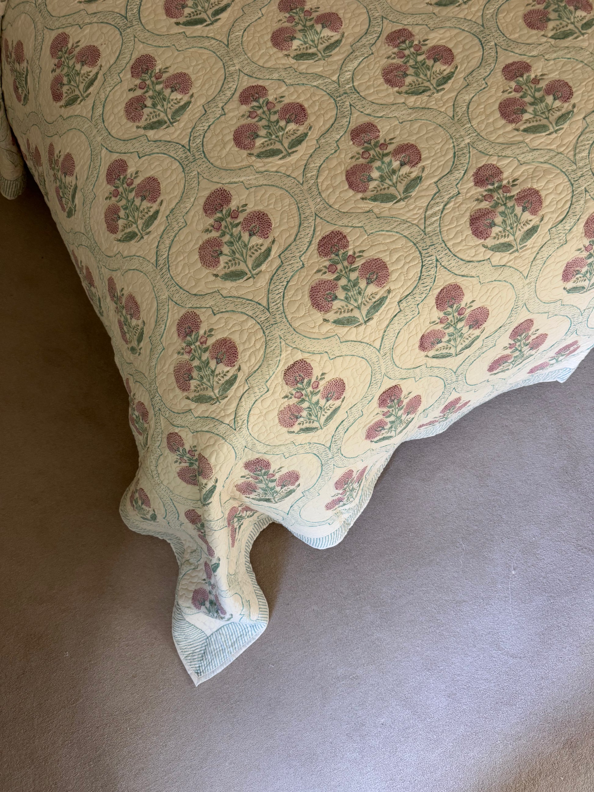 Hand block-printed king size bedspread in antiqued pink shrub print, 100% cotton