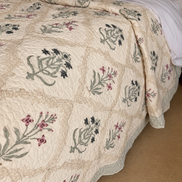Antiqued Pink & Blue Shrub Bedspread/Quilt