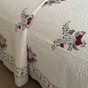 Red & Pink Pomegranate Bedspread/Quilt